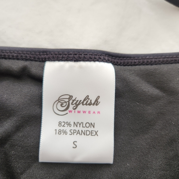 Two-piece bikini Size S - Picture 10 of 16